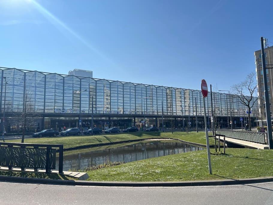 Rotterdam Inn Εξωτερικό φωτογραφία