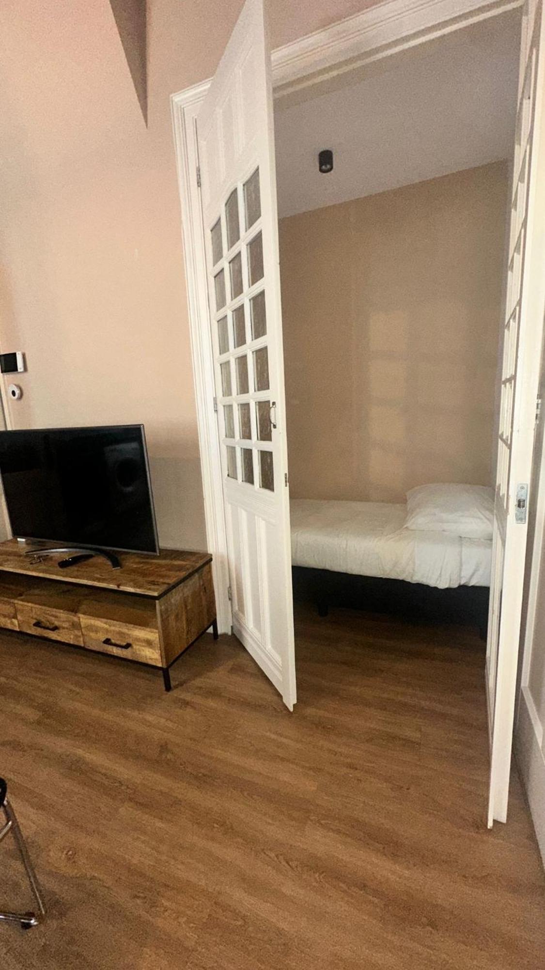 Rotterdam Inn Εξωτερικό φωτογραφία